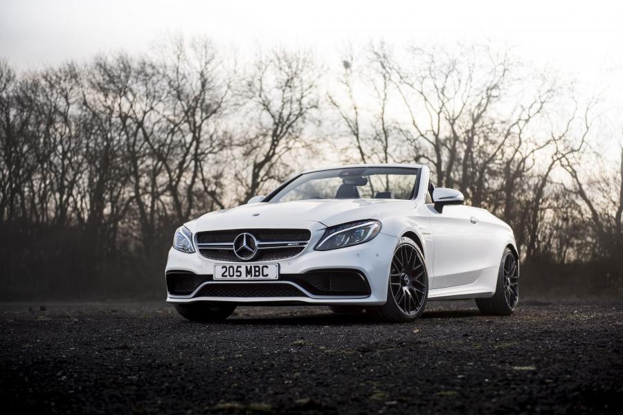  Mercedes-AMG C63 S Cabriolet 2016 года  (UK) (фото 8 из 30)